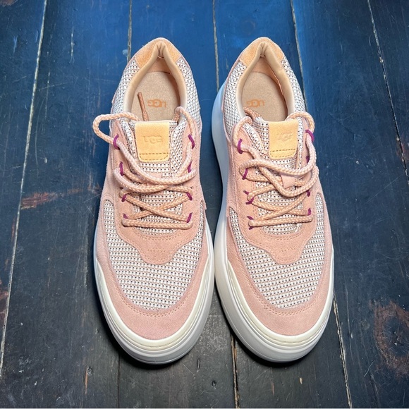 UGG Marin Mega Lace Sneakers - Picture 12 of 16